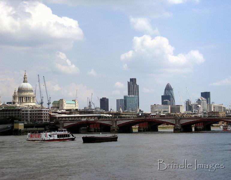 View along the Thames IMG_3417.jpg
